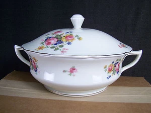Royal Ivory Czechoslovakia ROI33 Round Covered Serving Bowl - Picture 1 of 5