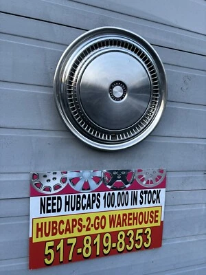 Dodge Truck 1980-85 y furgoneta reductora 15 pasajeros tapacubos 16” 1 fabricante original usado acero inoxidable Foto 1 de 4