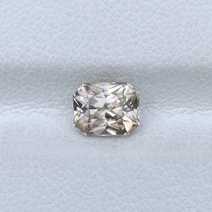 Gema suelta corte radiante circón melocotón natural de 1,87 quilates para joyería fina - Imagen 1 de 5