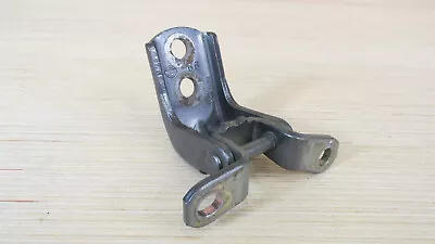 2013 - 2018 Nissan Altima Upper Door Hinge Bracket OEM P/N I120032 - Image 1 of 4