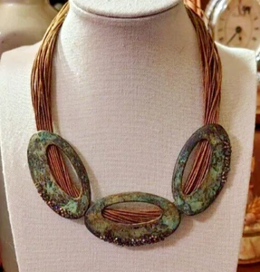 You And I Necklace Copper & Gold Tone Hammered Discs Choker Brutalist 14" - Picture 1 of 9