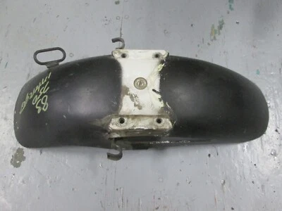 Guardabarros delantero Honda 1983-1985 VF700F / VF750F V45 INTERCEPTOR 61100-MB2-000ZA Foto 1 de 4