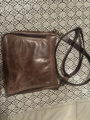 Gun Tote'n Mamas Concealed Carry Leather Purse Brown - Image 1 of 3