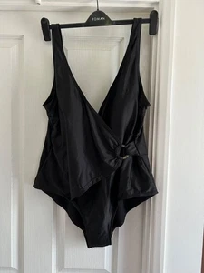 Black Swimsuit size 18 with hidden support - Picture 1 of 6