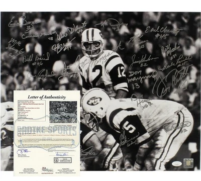 Joe Namath, Don Maynard Signed NY Jets Unframed 16x20 '68 SB B&W Photo - 24 Sigs - Image 1 of 4