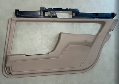 Forro de puerta trasera derecha BMW usado - 51-42-1-964-506 - para BMW E32 735iL 1988-1992 Foto 1 de 4