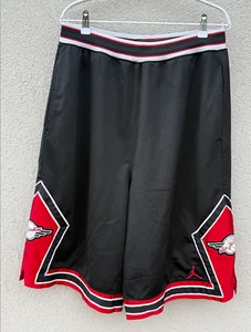 VINTAGE NIKE AIR JORDAN WINGS MESH SHORTS BLACK/RED JUMPMAN SIZE LARGE TALL LT - Picture 1 of 12