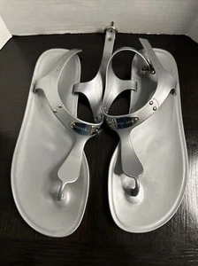 Women's Metallic Mk Plate Jelly Sandals Silver Size 8 Cq14j - Picture 1 of 5