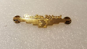 CANADIAN REGIONAL AIRLINES PILOT'S METAL BADGE - Picture 1 of 3