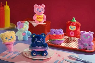 Muñeca de peluche confirmada F.UN ShinWoo Strange Ghost Dinner Series caja ciega Foto 1 de 2