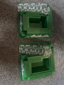 2x Lego 6081 Green Castle Base Plates 1x Good 1x cracked - Picture 1 of 3