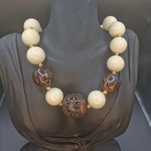 Vintage Asian Carved Dragon Walnut? w/ Ceramic Beads Hand-Tied Necklace 17" - Picture 1 of 19