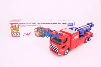 Takara Tomy Tomica 132 Yokohama Fire Bureau Super Ranger Mobility Towing diecast - Image 1 of 4