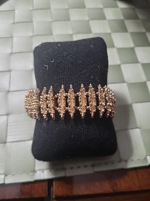 Pulseira de malha vintage Avon Goldtone 1980s link retrô 7 " - Imagem 1 de 4