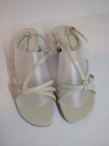 Tacchi bianchi cervo kelly con cinturino bianco sporco donna taglia 8 - Foto 1 di 7