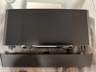  Lexus 2014-2016 IS250/IS200/IS300/IS350 OEM 7in display screen Like New - Image 1 of 4