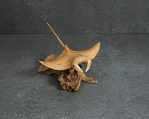 Wooden Manta Ray Sculpture 6.3" Width, Wood Carving, Room Decor, Gift for Him - Picture 1 of 7