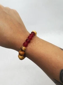 9mm Palo Santo with Red Agate beads hand-crafted bracelet - Picture 1 of 3
