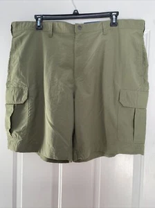 Croft & Barrow Green Quick Dry Wicking Shorts Traveler Collection -Size 44 -NWT - Picture 1 of 5