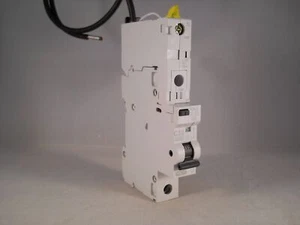 MEM Eaton RCBO 32 Amp 30mA Type C 32A MR30 POD Memshield 2 Memera MCH132R30 - Picture 1 of 4