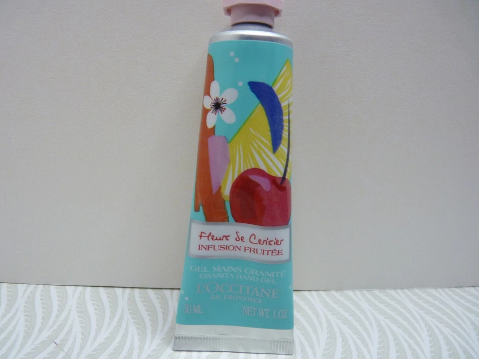 BRAND NEW L'Occitane Fleurs De Cerisier Infusion Fruitée Granita Hand Cream 30ml - Image 1 of 1