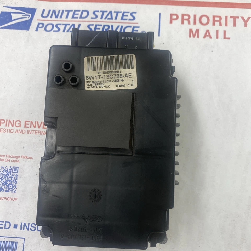 2006 2007 Lincoln Town Car МОДУЛЬ УПРАВЛЕНИЯ ОСВЕЩЕНИЕМ LCM 6W1T-13C788-AE - Изображение 1 из 1