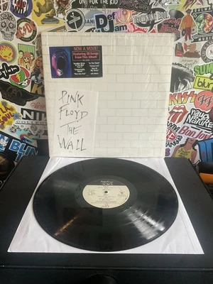 PINK FLOYD The Wall 2LP VG+ VINYL W/HYPE STICKERS - Image 1 of 2