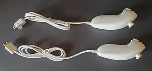 2x Wii Nunchuck White Remote Nintendo Wii U Controller - Picture 1 of 6