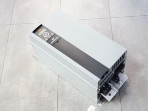Convertidor de frecuencia Danfoss VLT HVAC FC-101P45KT4E20H3 / 131L9892 45 kW / como nuevo - Imagen 1 de 5
