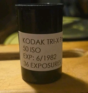 EXPIRED Kodak Tri-X Pan Black & White 35mm film rolls HAND ROLLED - 6/1982 - Picture 1 of 10