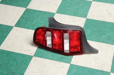 10-12 Mustang Driver Side Left LH Taillight Tail Light Lamp Lens OEM Factory WTY Foto 1 de 4