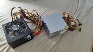 Sharkoon SHA450-8P 20+4Pin 4+4Pin Netzteil 450W + ACBEL 280W - Bild 1 von 1