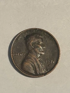 RARE 1971 “D” Lincoln Memorial Penny Error - Picture 1 of 2