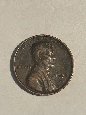 RARE 1971 “D” Lincoln Memorial Penny Error - Image 1 of 2