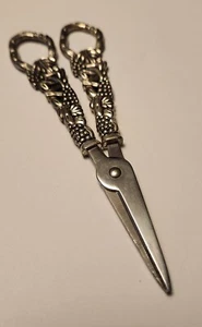 Vintage Godinger Grape Shears Scissors 6in Silverplate - Picture 1 of 4