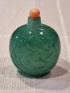 Antique Chinese Qing Dynasty Carved Green Glass Snuff Bottle - Picture 1 of 12