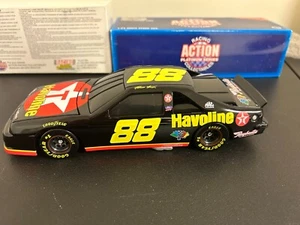 Limited Edition 1995 Ernie Irvan 1:24 Scale Stock Car Action Platinum Series - Picture 1 of 12