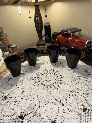 Tazas/tazas de café/té negras IKEA apilables mango cuadrado 8 oz.—Juego de 4 Foto 1 de 4