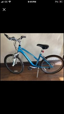 Schwinn Roadmaster Ranger Women’s/Girl’s Mountain Bike Blue With Shimano Upgrade - Image 1 of 4