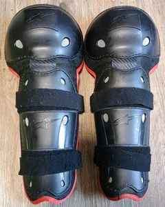 Alpinestars Red/Black Knee/Shin Guard (Mens S/M) - Pre-owned  - Picture 1 of 2