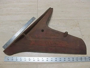 Punto de arado para implemento de granja de hierro fundido Oliver - Imagen 1 de 11