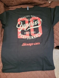 BIN8 ~ NEU Snap On Tools schwarz & rot Superior T-Shirt Größe L   - Bild 1 von 1