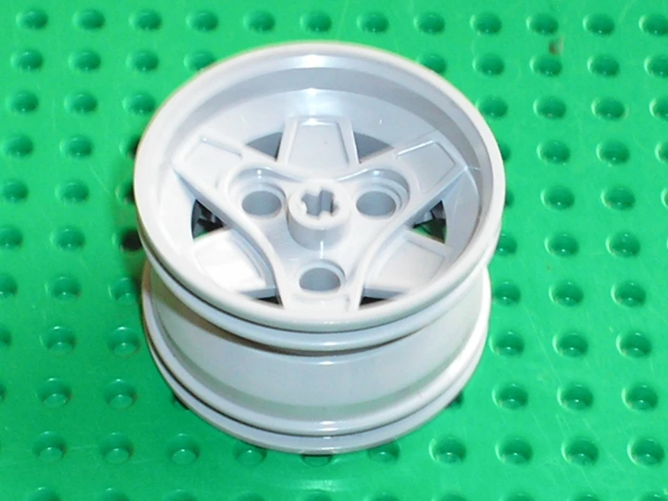 Lego Technic MdStone Wheel Rad Ref. 41896 / Set 8416 8295 8651 8063 8049 8274 .. - Bild 1 von 1