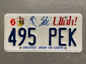 VINTAGE UTAH LICENSE PLATE GREATEST SNOW ON EARTH ⛷️ 495-PEK JUNE 2010 STICKER - Picture 1 of 2
