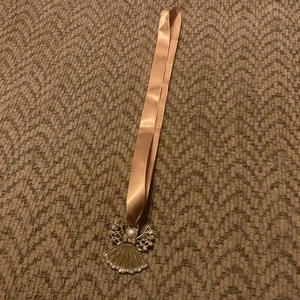 Bible Book Mark Enamel Angel With Ribbon Gold Color Focus Very Pretty - Picture 1 of 2
