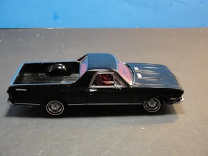 1968 Chevrolet El Camino SS-396 Danbury smoking come nuovo nero 1/24 pressofuso *danneggiato* - Foto 1 di 11