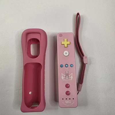 OFFICIAL Pink Princess Peach Nintendo Wii Remote w/Cover - Wiimote - Image 1 of 4