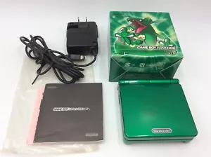 Nintendo Gameboy Advance SP Edición Rayquaza Pokemon Center Caja Limitada - Imagen 1 de 24