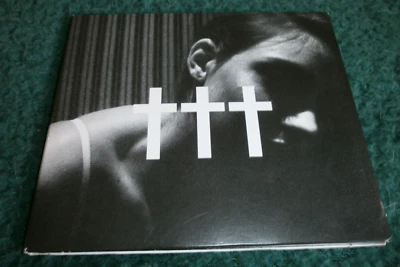 CROSSES  ††† - CROSSES  / CHINO MORENO - 15 TRACK SUMERIAN LABEL 2014 CD ALBUM - Image 1 of 4