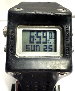 RARE Nike Mettle Chisel MEN'S DIGITAL Watch WC0045 NEW BATTERY WORKS - Picture 1 of 15